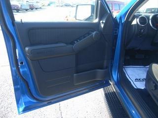 Ford Explorer 2010 photo 3