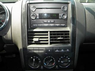 Ford Explorer 2010 photo 3