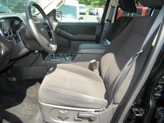 Ford Explorer 2010 photo 4