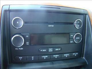 Ford Explorer 2010 photo 1