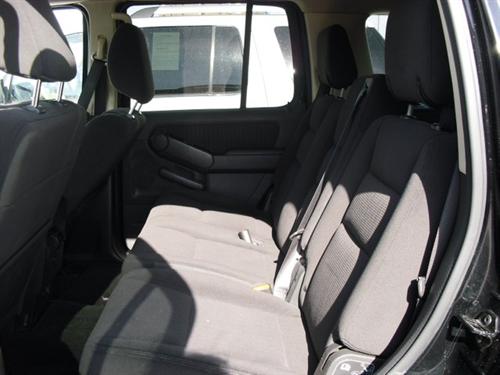 Ford Explorer 2010 photo 1