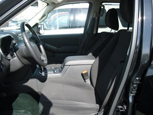 Ford Explorer 2010 photo 4