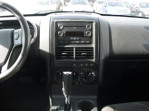 Ford Explorer 2010 photo 5