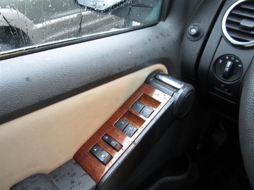 Ford Explorer 2010 photo 3