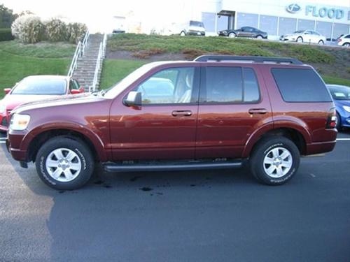 Ford Explorer 2010 photo 1