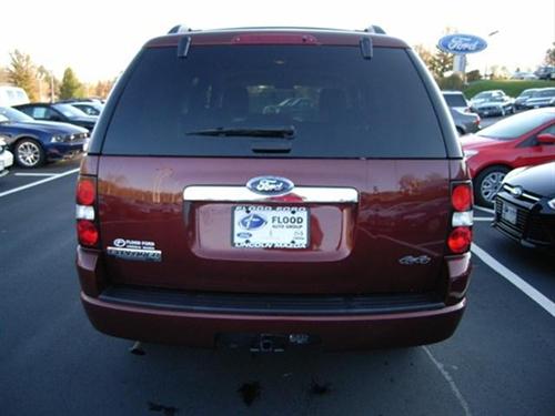 Ford Explorer 2010 photo 2