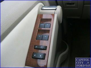 Ford Explorer 2010 photo 3