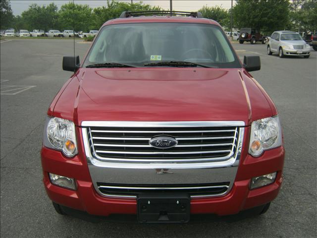 Ford Explorer 2010 photo 3