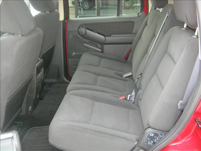 Ford Explorer 2010 photo 5