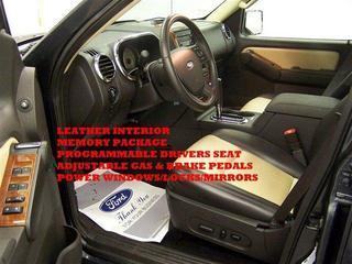 Ford Explorer 2010 photo 4