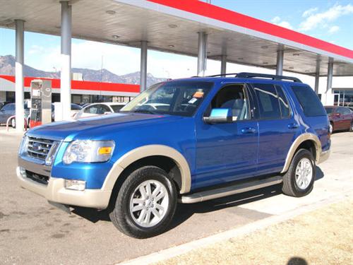 Ford Explorer 2010 photo 1