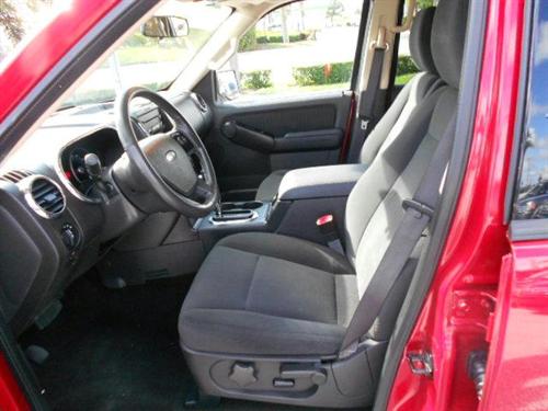 Ford Explorer 2010 photo 3