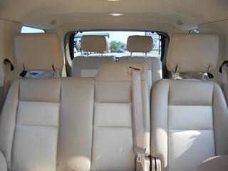 Ford Explorer 2010 photo 1