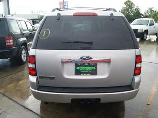 Ford Explorer 2010 photo 4