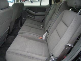 Ford Explorer 2010 photo 1