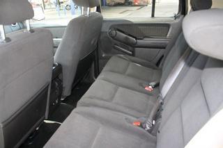 Ford Explorer 2010 photo 1