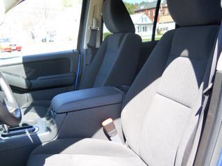 Ford Explorer 2010 photo 1