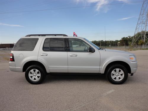 Ford Explorer 2010 photo 4