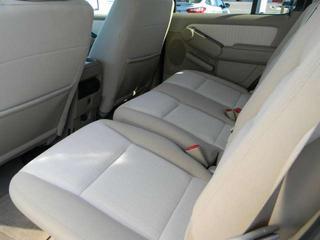 Ford Explorer 2010 photo 2
