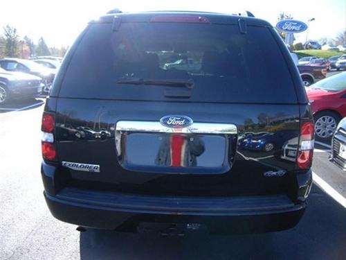 Ford Explorer 2010 photo 2