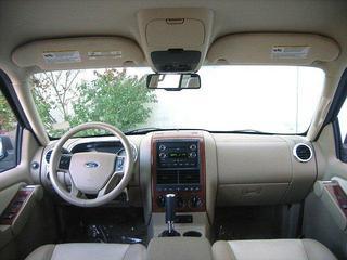 Ford Explorer 2010 photo 5