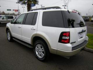 Ford Explorer 2010 photo 3