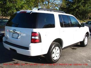 Ford Explorer 2010 photo 3