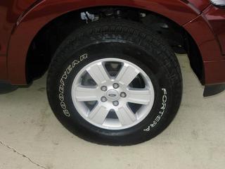 Ford Explorer 2010 photo 2