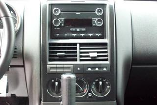 Ford Explorer 2010 photo 2