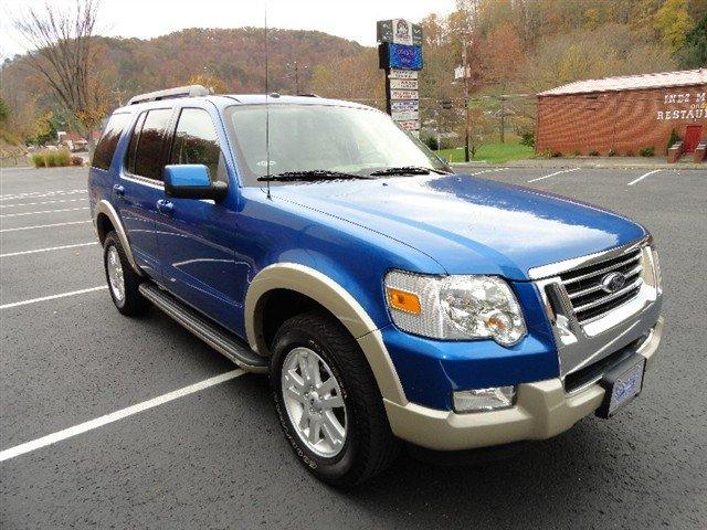 Ford Explorer 2010 photo 2