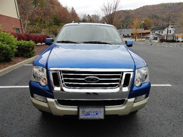 Ford Explorer 2010 photo 3