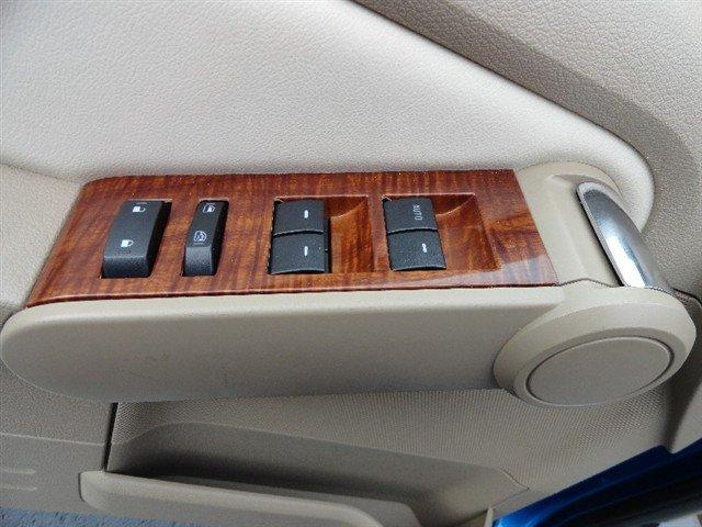 Ford Explorer 2010 photo 4