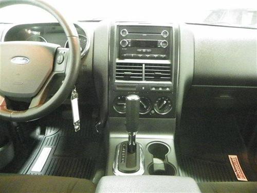 Ford Explorer 2010 photo 5