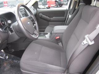 Ford Explorer 2010 photo 3