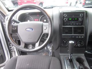 Ford Explorer 2010 photo 5