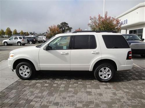 Ford Explorer 2010 photo 2