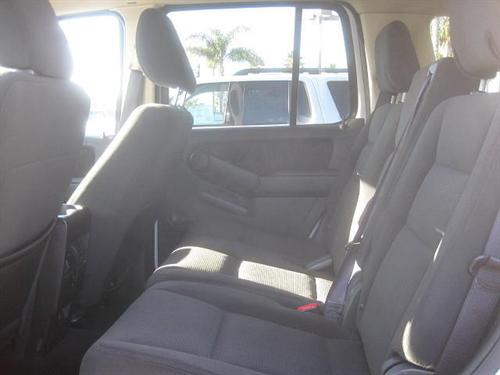 Ford Explorer 2010 photo 4