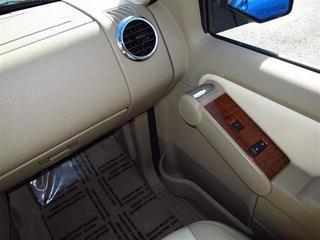 Ford Explorer 2010 photo 3
