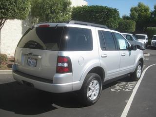 Ford Explorer 2010 photo 1