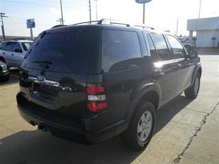 Ford Explorer 2010 photo 4