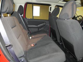 Ford Explorer 2010 photo 2