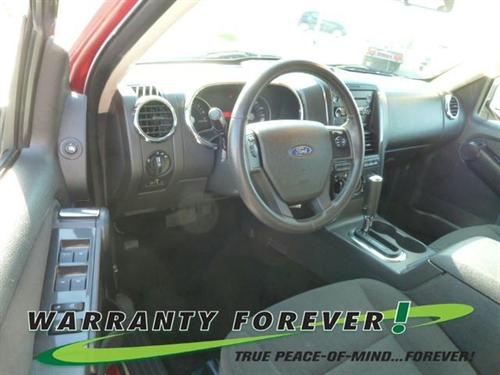 Ford Explorer 2010 photo 1