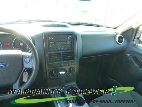 Ford Explorer 2010 photo 2