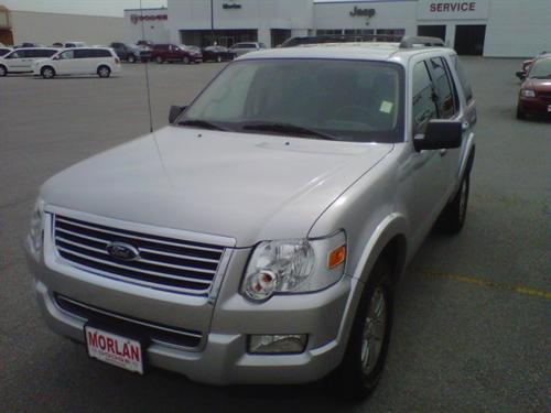 Ford Explorer 2010 photo 2