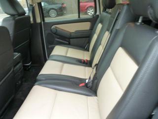 Ford Explorer 2010 photo 2