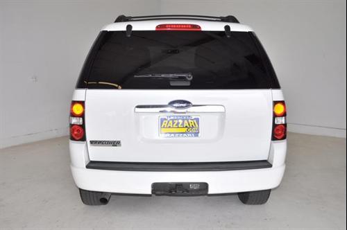 Ford Explorer 2010 photo 1