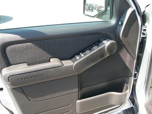 Ford Explorer 2010 photo 5