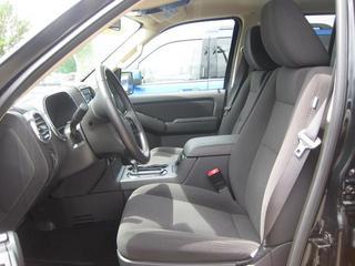 Ford Explorer 2010 photo 4