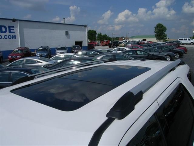 Ford Explorer ESi SUV