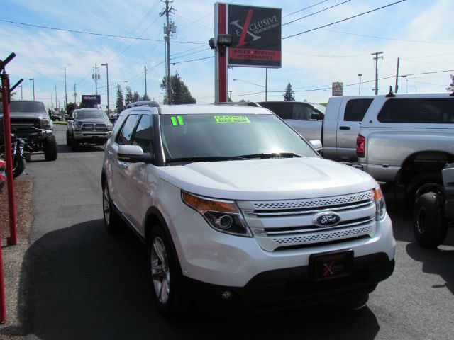 Ford Explorer 2011 photo 2